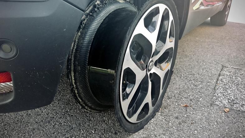 Prazna pnevmatika guma