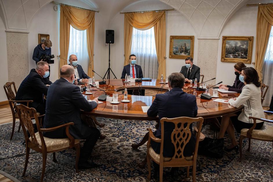 Srečanje predsednikov strank