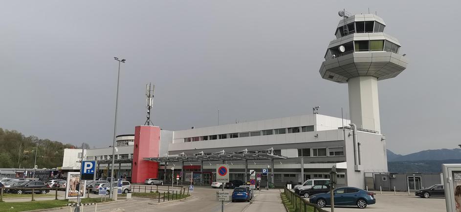 Letališče Celovec