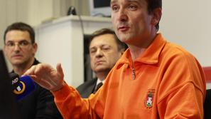 Robert Kus pravi, da je odredba evakuacije zelo delikatna stvar – ogroženost lju