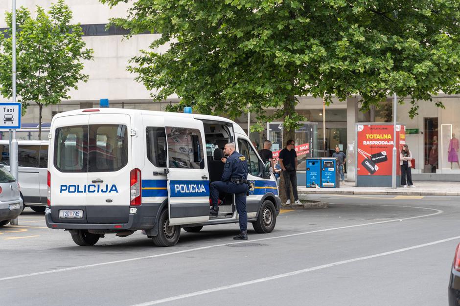 hrvaška policija policijski kombi | Avtor: Profimedia