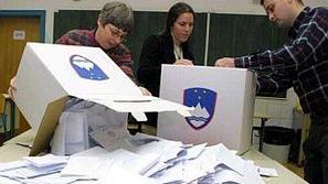 Okrajne volilne komisije bodo začele opravila za nemoteno izvedbo jesenskih voli