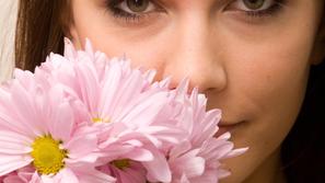 Rezultati raziskave kažejo, da izostren vonj pomembno vpliva na dolžino človekov