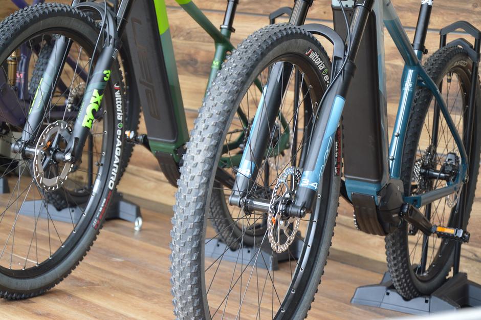 Elan kolesa kolo | Avtor: Andrej Leban