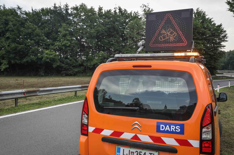 DARS avtocesta nesreča gneča