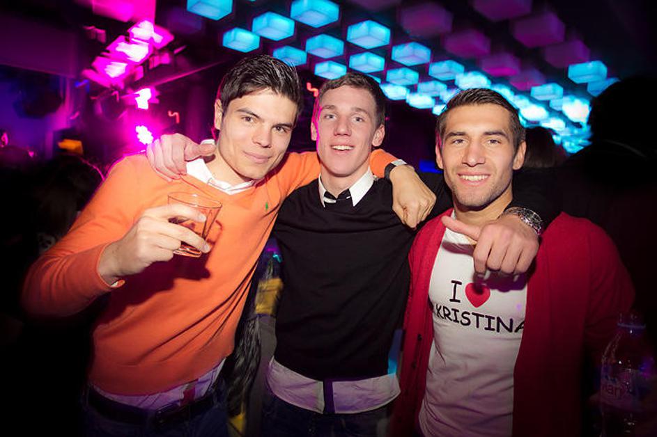 Sredin hip hop v klubu Top