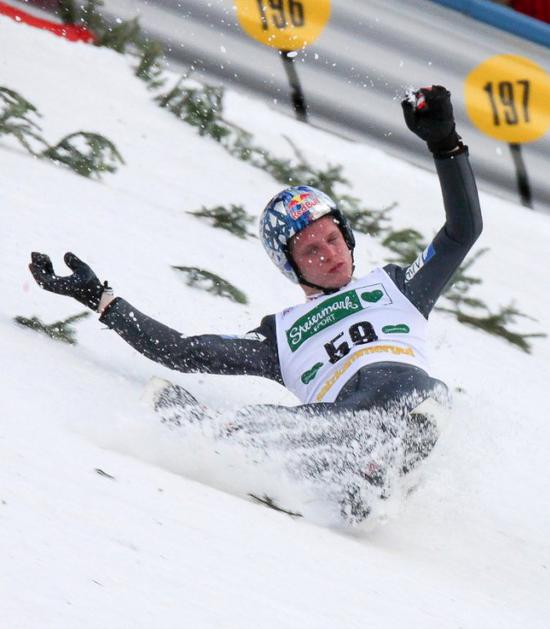 Morgenstern Kulm trening poleti smučarski skoki svetovni pokal