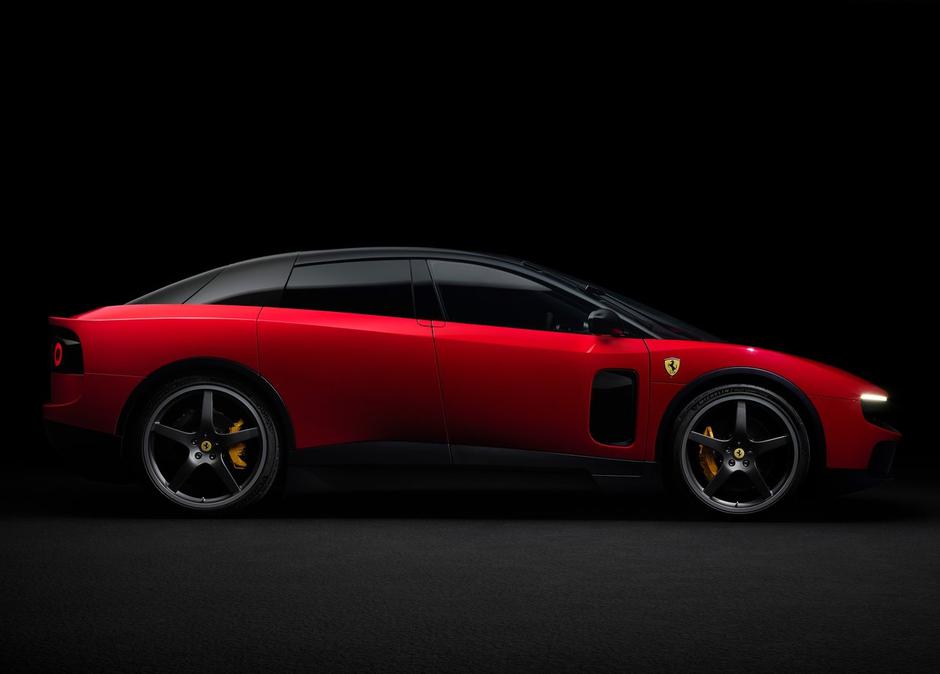 Ferrari luce | Avtor: Ferrari
