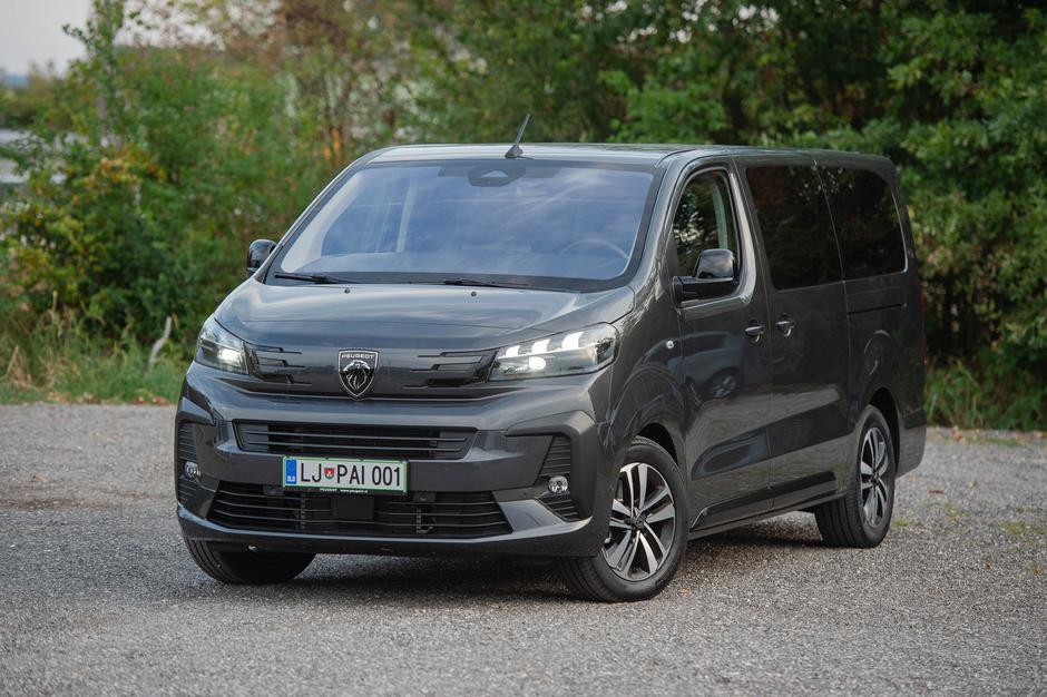 Peugeot Traveller | Avtor: Anže Petkovšek