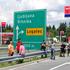 Gumball 3000 je vodil tudi po slovenski avtocesti.