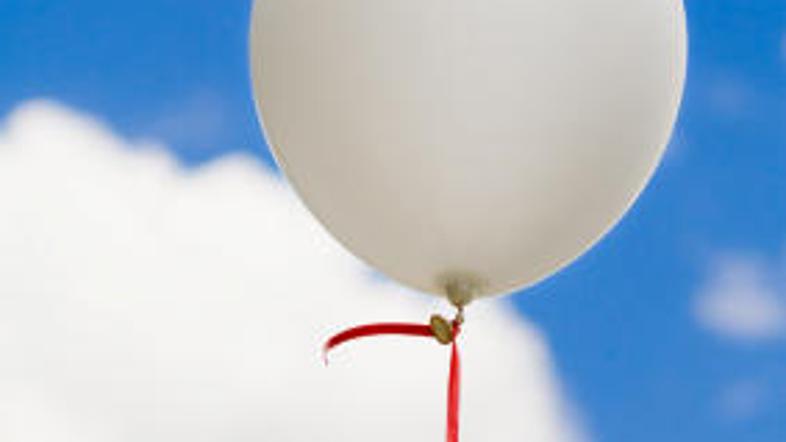 Pozorna analiza serije mu ni pomagala.