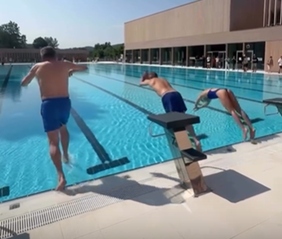 Otvoritev bazena Vevče: Janković, Golob in Neža Klančar