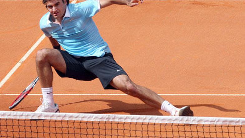 Roger Federer je po nekaj slabših nastopih znova v finalu.