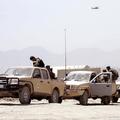 Afganistanska vojska je po napadu postavila dodatno varovanje v okolici vojaške 