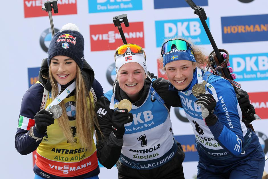 SP v biatlonu skupinski start | Avtor: Epa