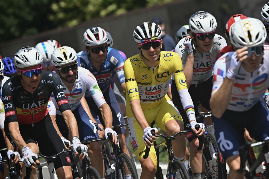 Tadej Pogačar pred startom 18. etape | Avtor: Profimedia