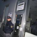 Policisti so preiskali prostore AMZS v Lescah. (Foto: Renata Škrjanc)