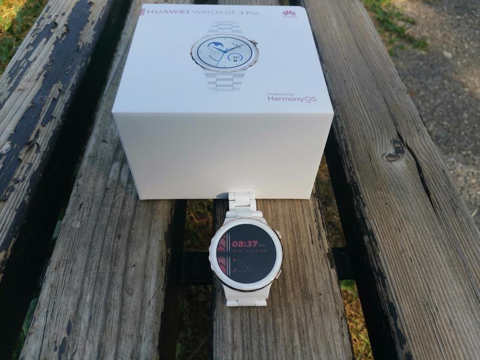 Huawei GT 3 Pro | Avtor: D. J.