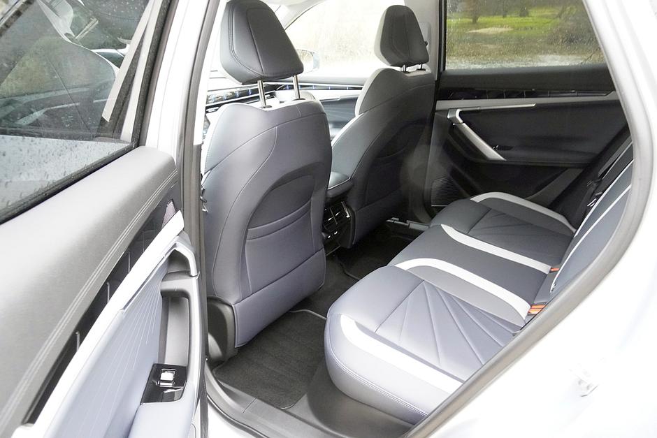 geely starray | Avtor: Matija_Janežič