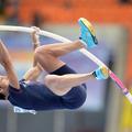 Renaud Lavillenie skok s palico sp v atletiki