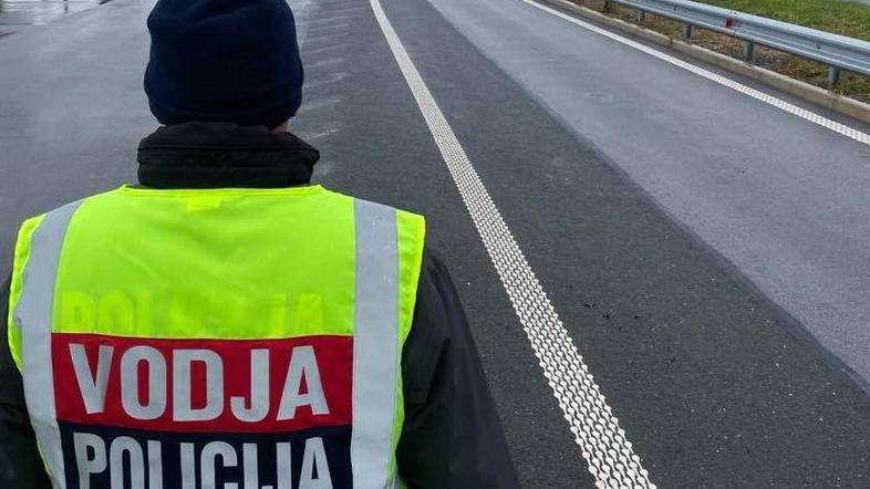 Nadzor prometa policija tehtanje