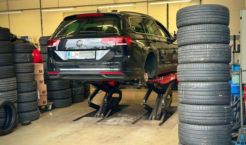 Pri teh temperaturah zimske pnevmatike delujejo najbolje