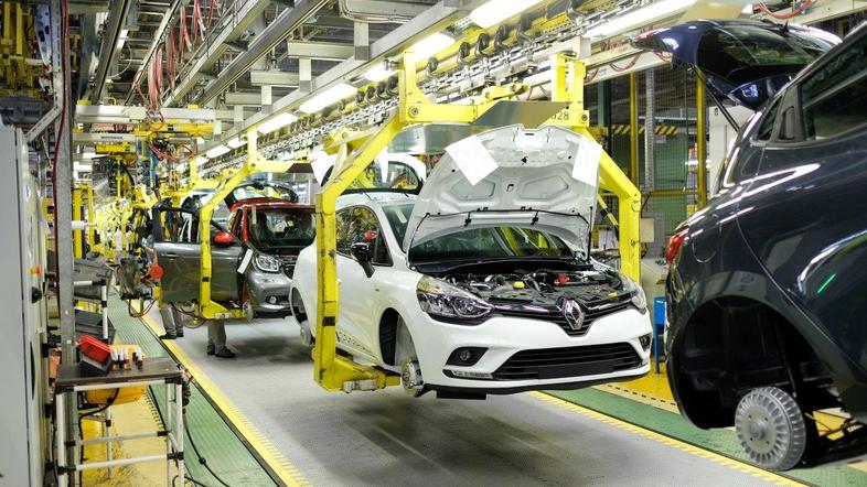 Proizvodnja renault clia v Revozu v Novem mestu.