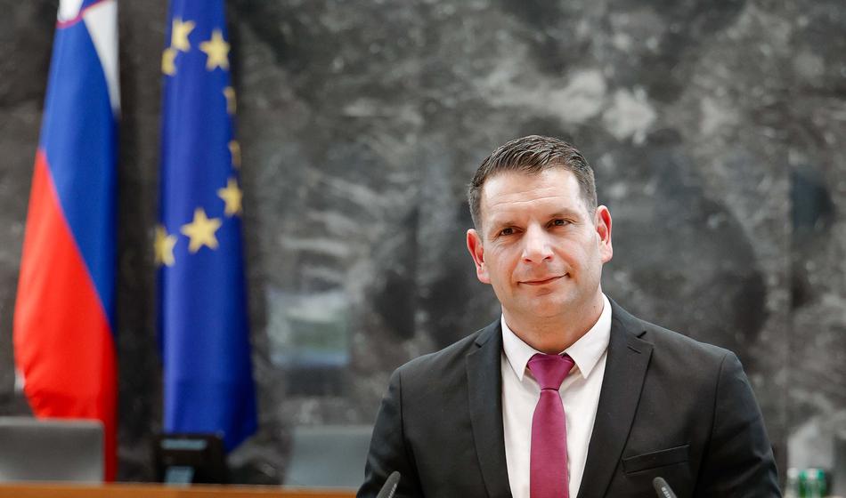 Stevanović: Čas je, da interese ljudi postavimo pred politiko