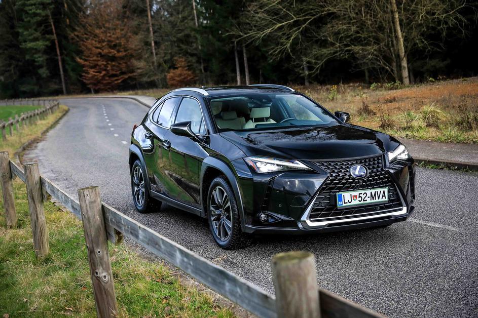 Lexus UX