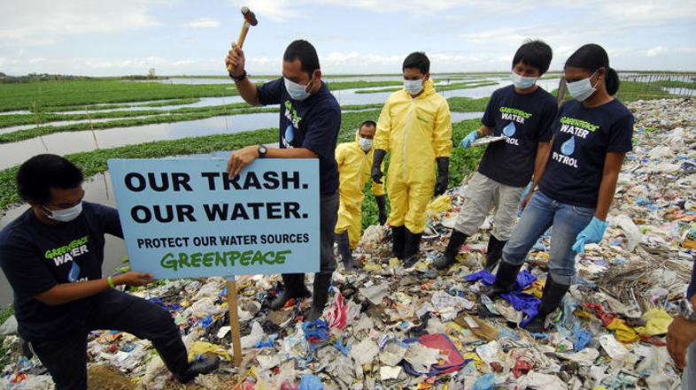 Slovenija mora na poletnem zasedanju vrha EU pokazati boljše vodenje in pozvati 