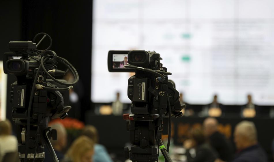 Medijska hiša v odpuščanje, na cesti pristalo 230 oseb