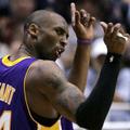 Kobe se znajde v različnih vlogah.