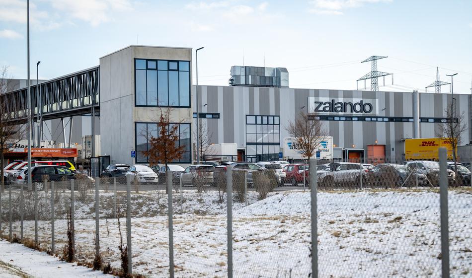 Šok: Znani trgovec bo množično odpuščal