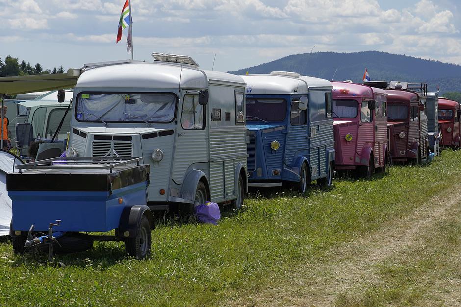 Svetovno srečanje citroën 2CV spaček Postojna | Avtor: Matija_Janežič