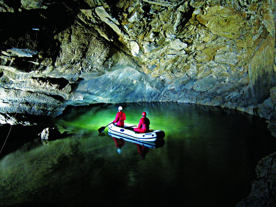 Zivljenje 04.07.13, 2. jezero krizne jame, Krizna jama, foto: Gasper Modic | Avtor: Gašper Modic