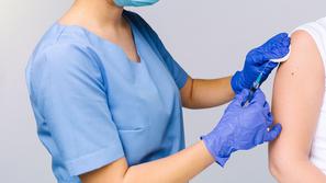 Covid-19, cepljenje, Pfizerjevo cepivo