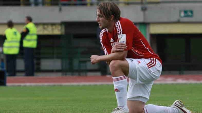 Dario Zahora bo, kot kaže, kariero nadaljeval v dresu Interblocka.