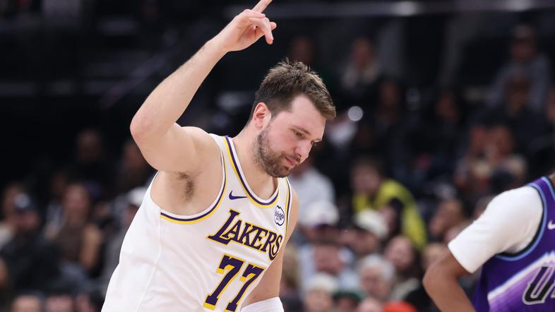 Luka Dončić Jazz Lakers