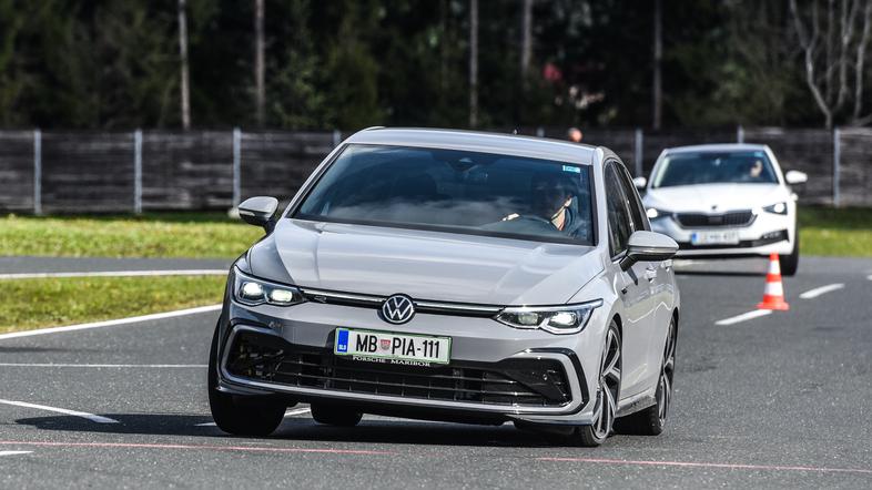 PRIMA primerjalni test kombilimuzin razreda C