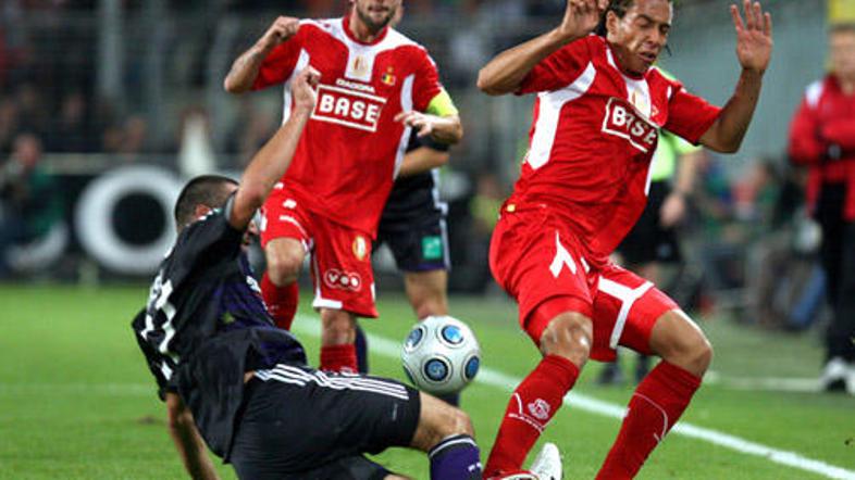 Po naletu Axla Witsla je Marcinu Wasilewskemu kost v nogi počila na dveh mestih.