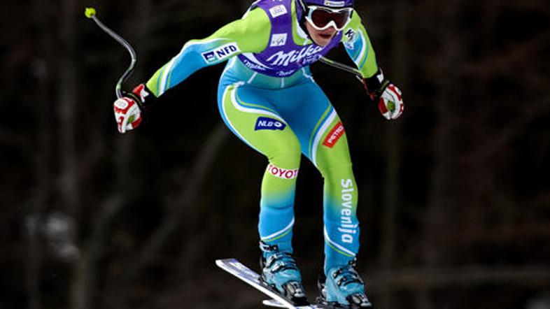 Tina Maze je kljub napakam v zgornjem delu prišla do tretjega mesta.