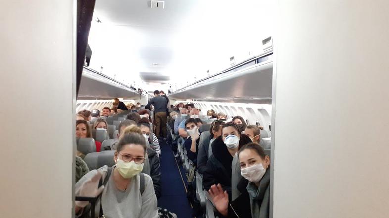 Evakuacijsko letalo iz Madrida