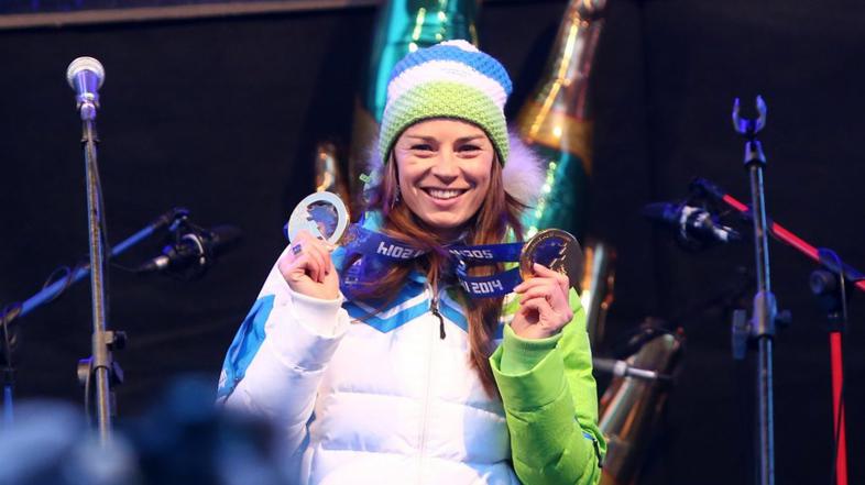 Sprejem Tine Maze v Črni