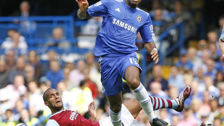Didier Drogba v Chelseaju ni zamenljiv. Carla Ancelottija je navdušil.