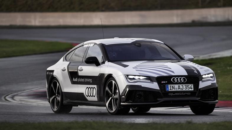 Brezpilotni audi RS7