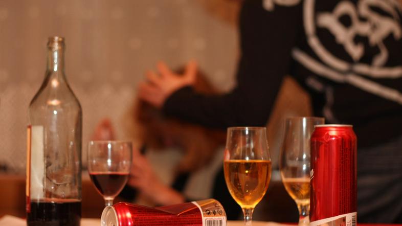 slovenija 04.12.2009, alkohol, nasilje v druzini, foto:Spela Mohoric