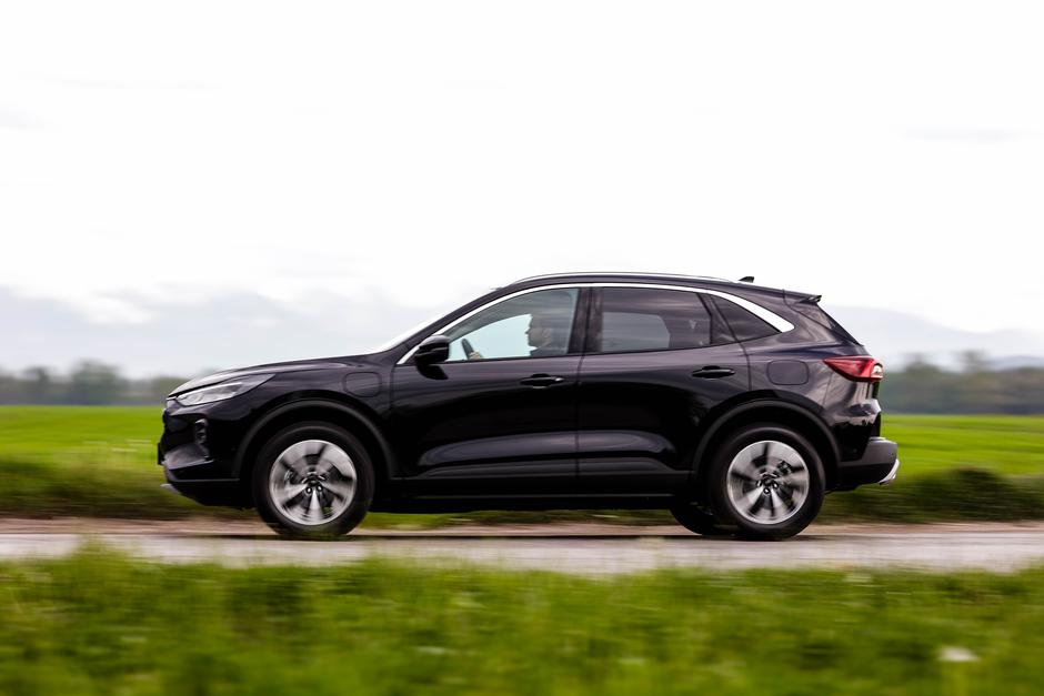 Ford Kuga PHEV | Avtor: Saša Despot