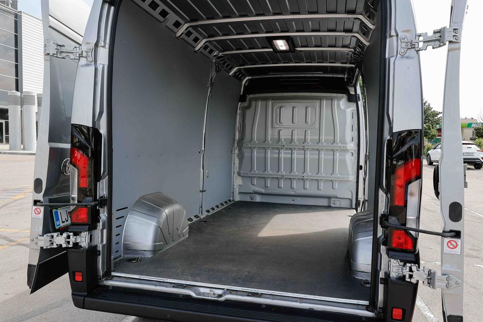 Toyota Proace Max Electric | Avtor: Saša Despot