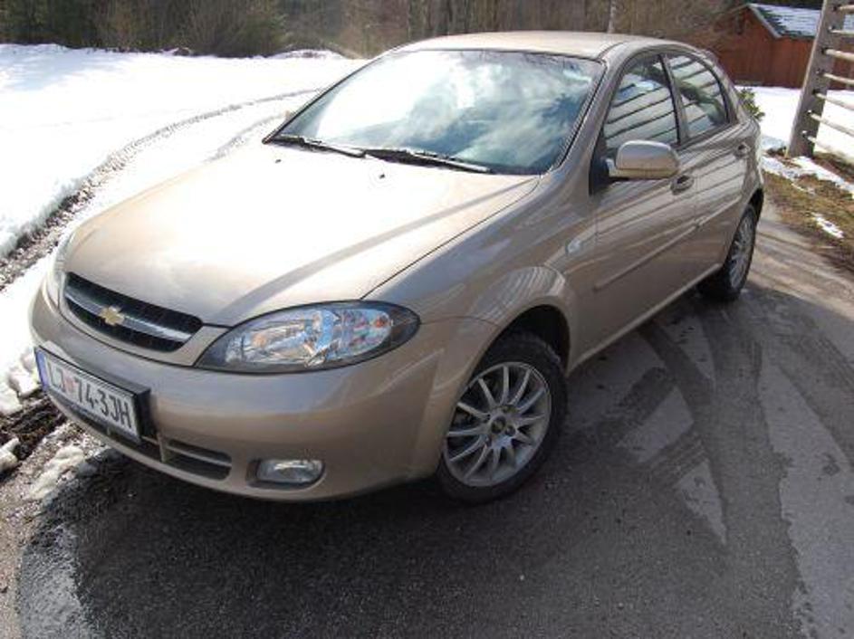 Chevrolet lacetti je dobra izbira za kupca, ki ni preveč zahteven in ima rad rac
