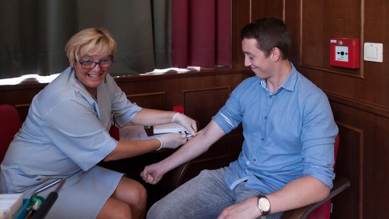 Hepatitis - UKC Ljubljana